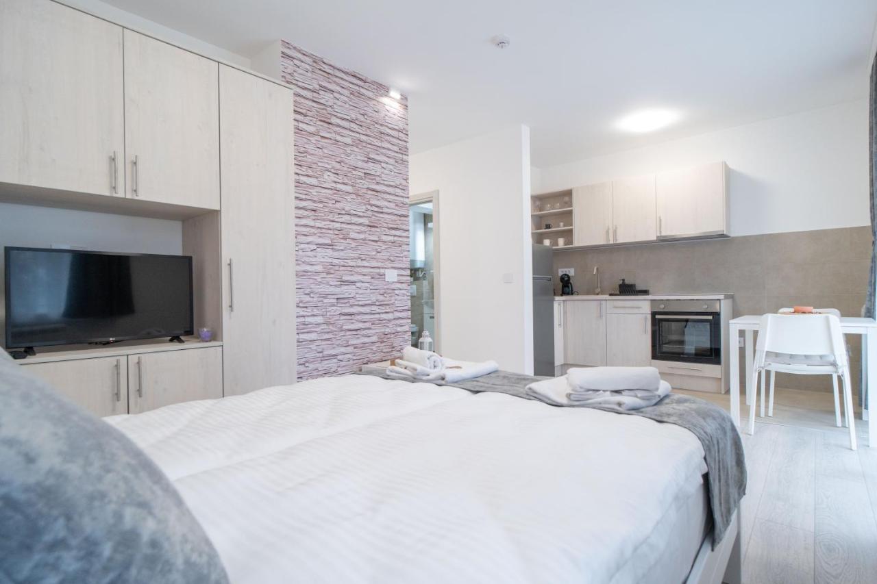 Pegasus Apartments Belgrado Exterior foto